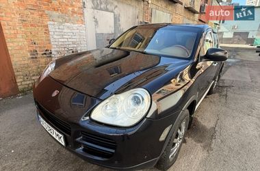 Позашляховик / Кросовер Porsche Cayenne 2004 в Києві