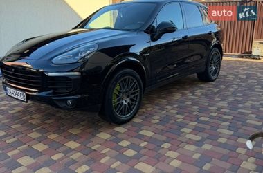 Внедорожник / Кроссовер Porsche Cayenne 2017 в Ирпене