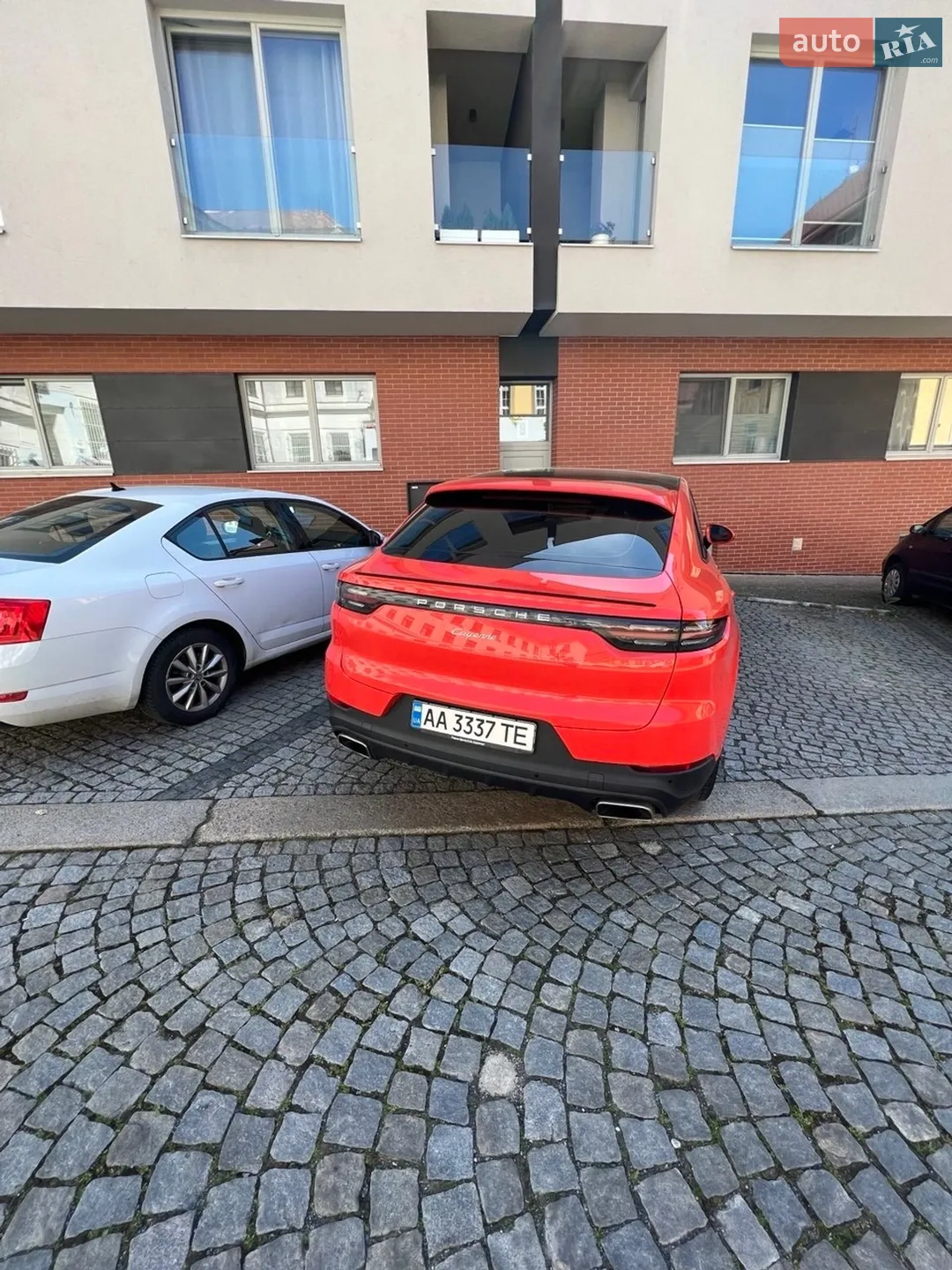 2020 Porsche Cayenne - мініатюра 4