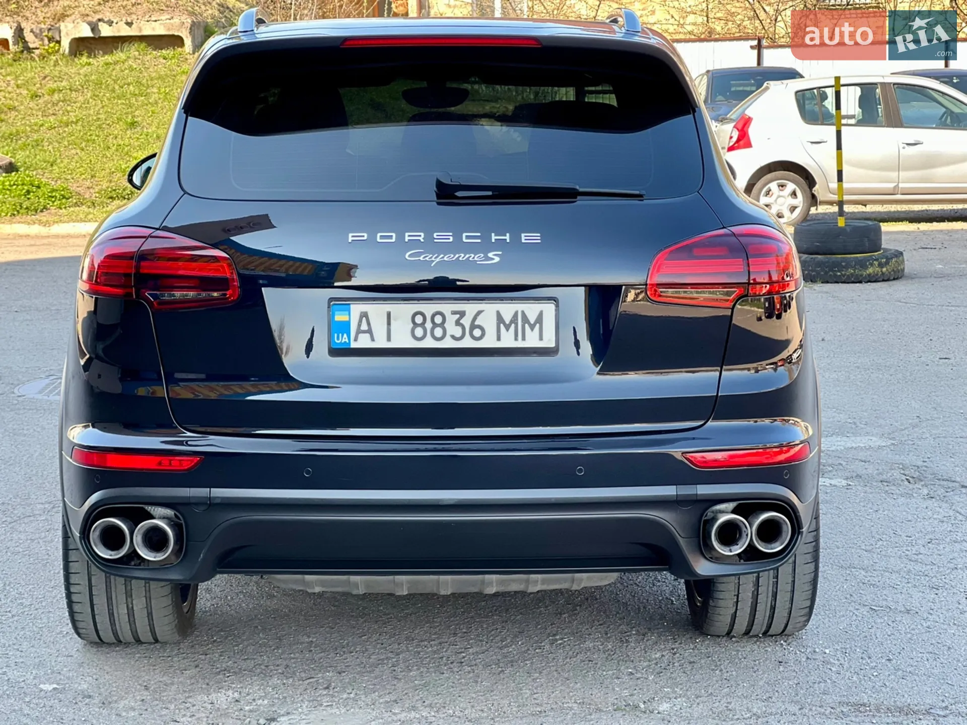 2015 Porsche Cayenne - мініатюра 11