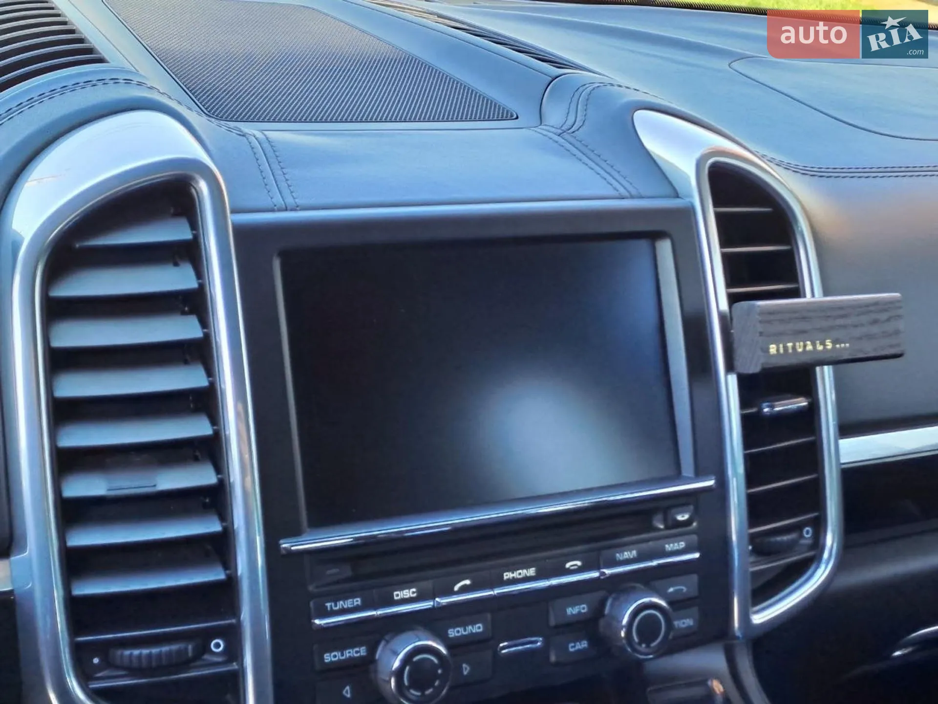 2010 Porsche Cayenne - мініатюра 16