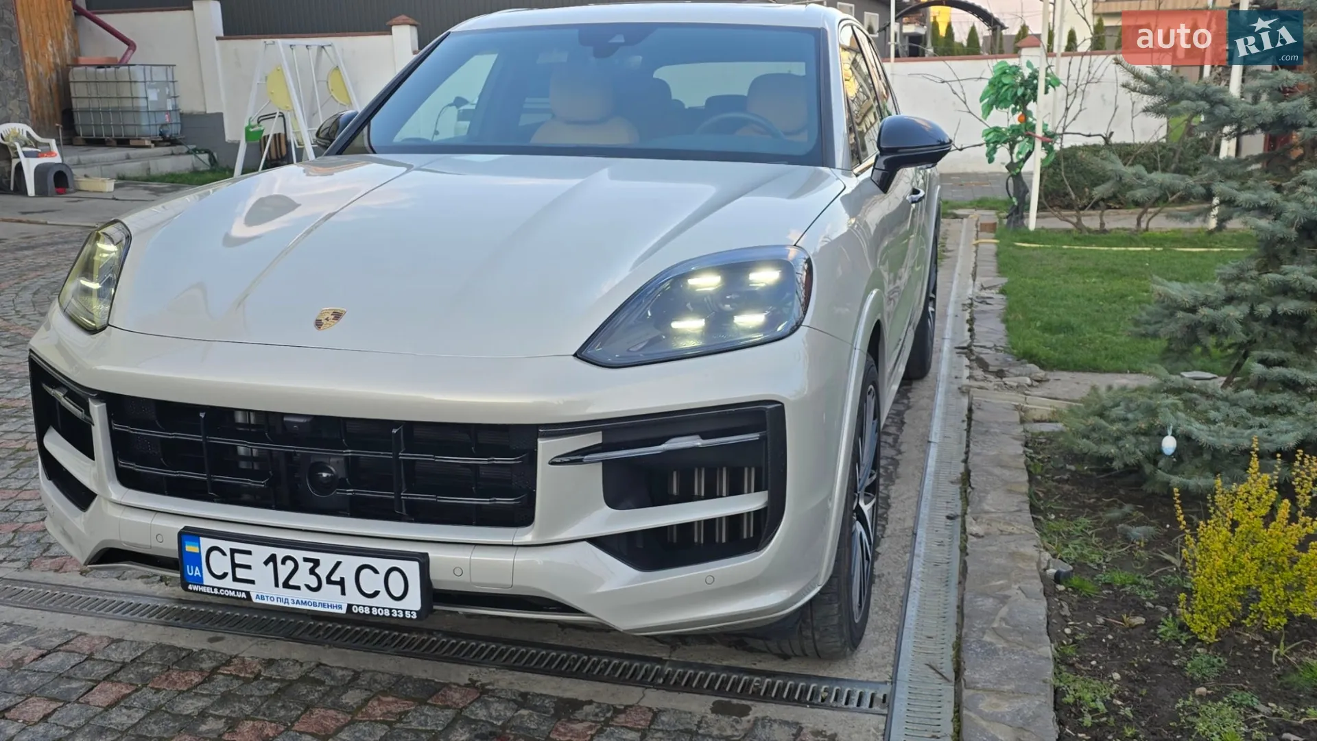 2024 Porsche Cayenne - мініатюра 2