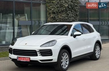 Позашляховик / Кросовер Porsche Cayenne 2019 в Чернівцях