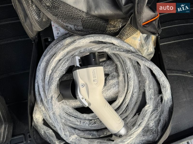 Позашляховик / Кросовер Porsche Cayenne 2017 в Нововолинську