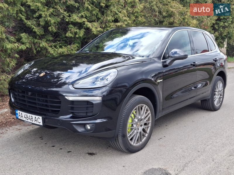 Porsche Cayenne 2016