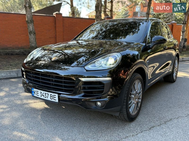 Внедорожник / Кроссовер Porsche Cayenne 2015 в Днепре фото 5 Внедорожник / Кроссовер Porsche Cayenne 2015 в Днепре