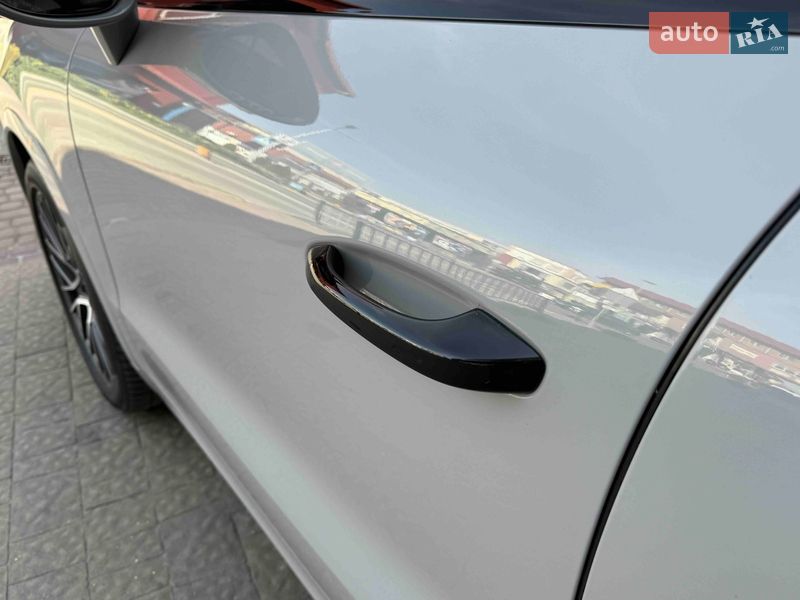 Позашляховик / Кросовер Porsche Cayenne 2022 в Львові