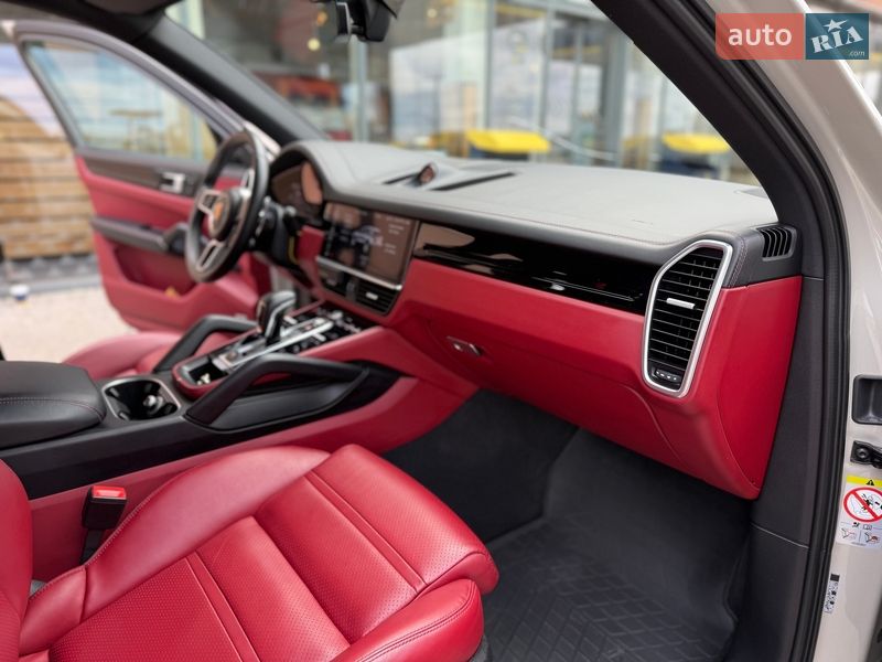 Позашляховик / Кросовер Porsche Cayenne 2020 в Дніпрі фото 41 Позашляховик / Кросовер Porsche Cayenne 2020 в Дніпрі