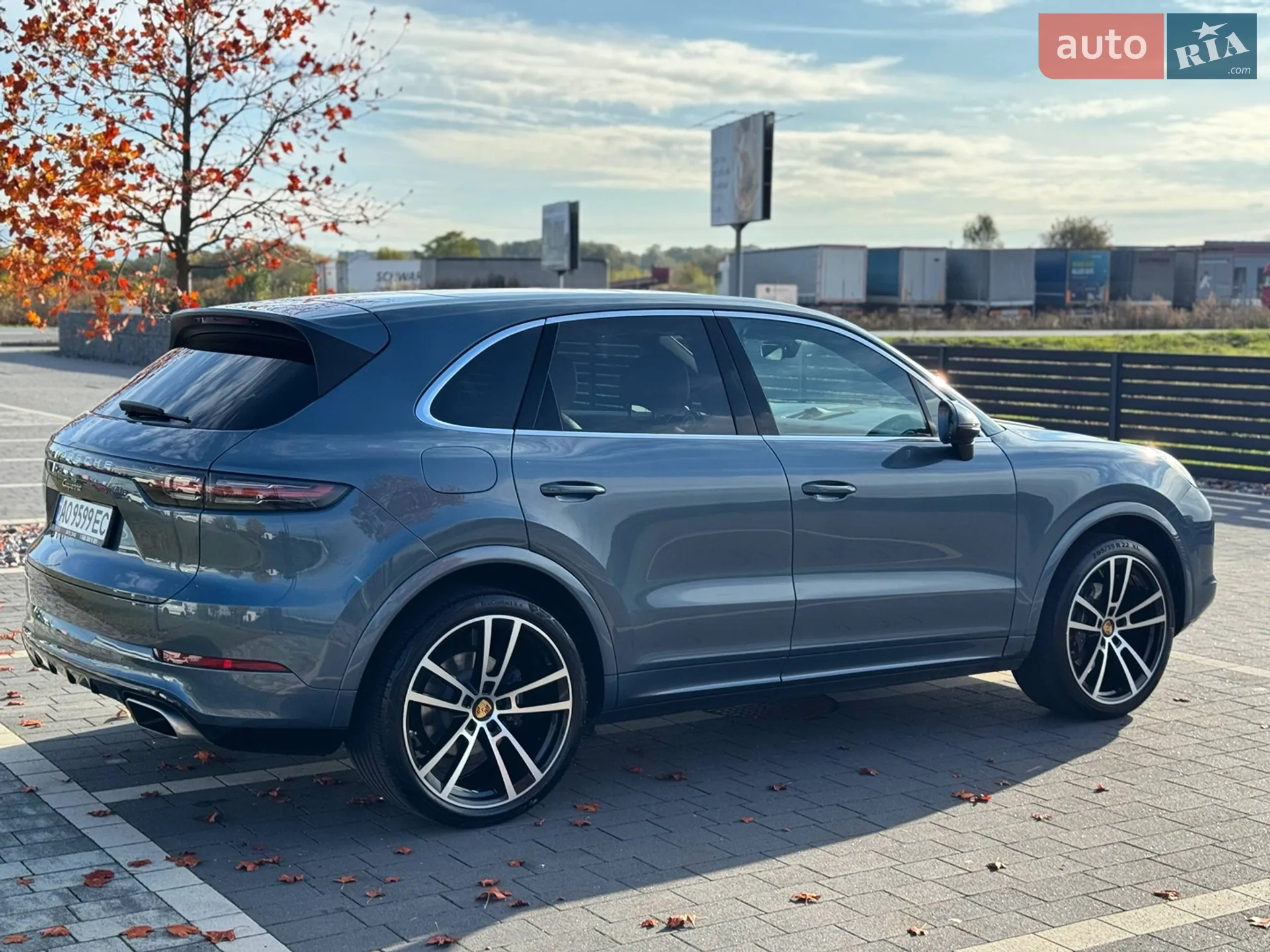 2018 Porsche Cayenne - мініатюра 4