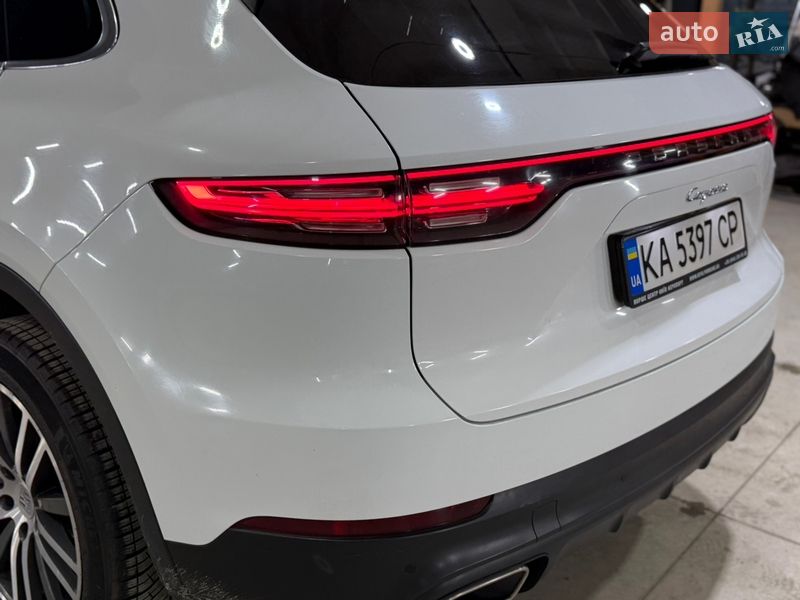 Внедорожник / Кроссовер Porsche Cayenne 2017 в Киеве фото 22 Внедорожник / Кроссовер Porsche Cayenne 2017 в Киеве