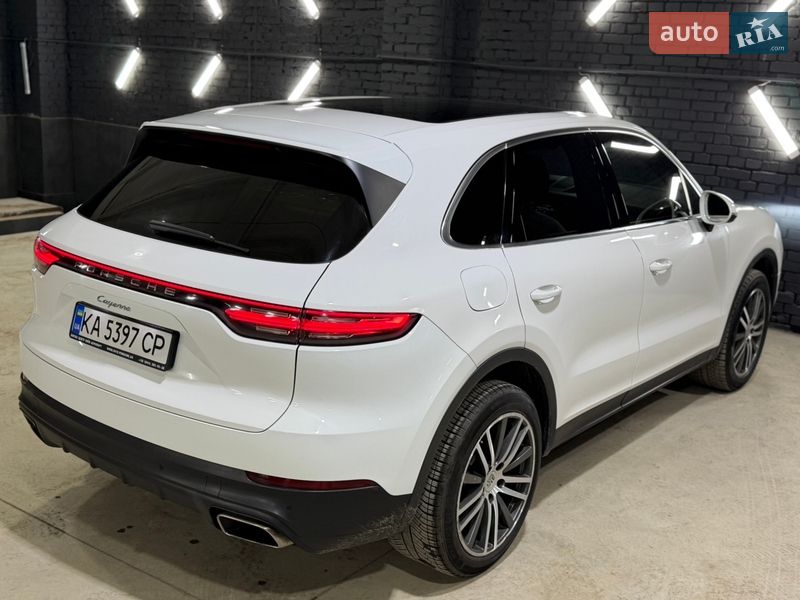 Внедорожник / Кроссовер Porsche Cayenne 2017 в Киеве фото 27 Внедорожник / Кроссовер Porsche Cayenne 2017 в Киеве