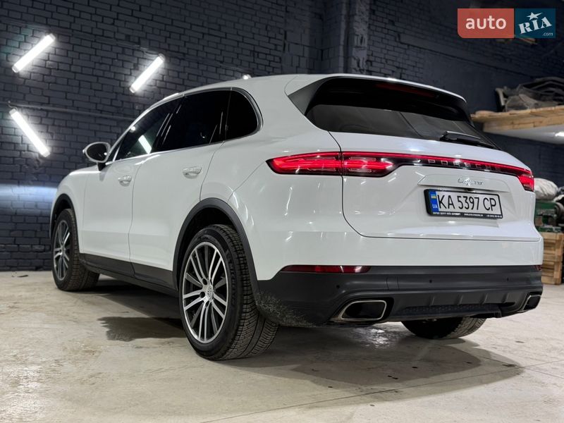 Внедорожник / Кроссовер Porsche Cayenne 2017 в Киеве фото 29 Внедорожник / Кроссовер Porsche Cayenne 2017 в Киеве