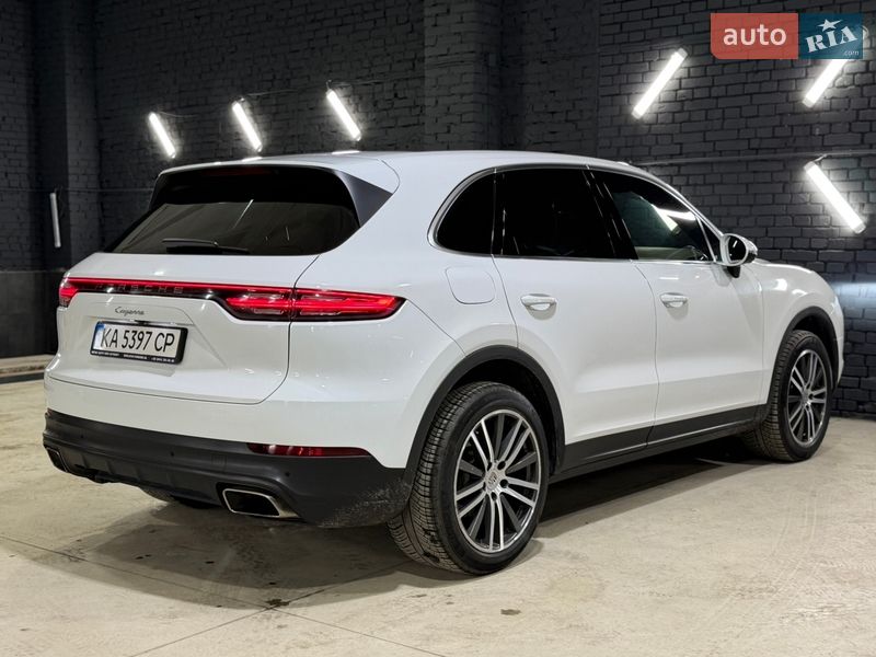 Внедорожник / Кроссовер Porsche Cayenne 2017 в Киеве фото 33 Внедорожник / Кроссовер Porsche Cayenne 2017 в Киеве