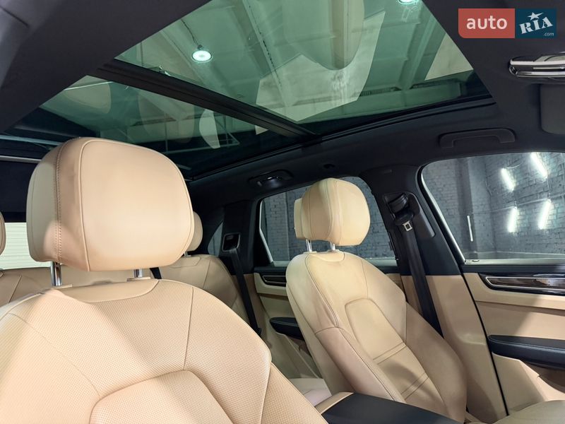 Внедорожник / Кроссовер Porsche Cayenne 2017 в Киеве фото 58 Внедорожник / Кроссовер Porsche Cayenne 2017 в Киеве