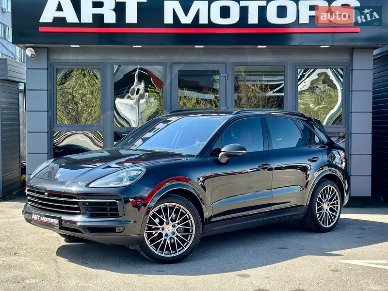 Porsche Cayenne 2021