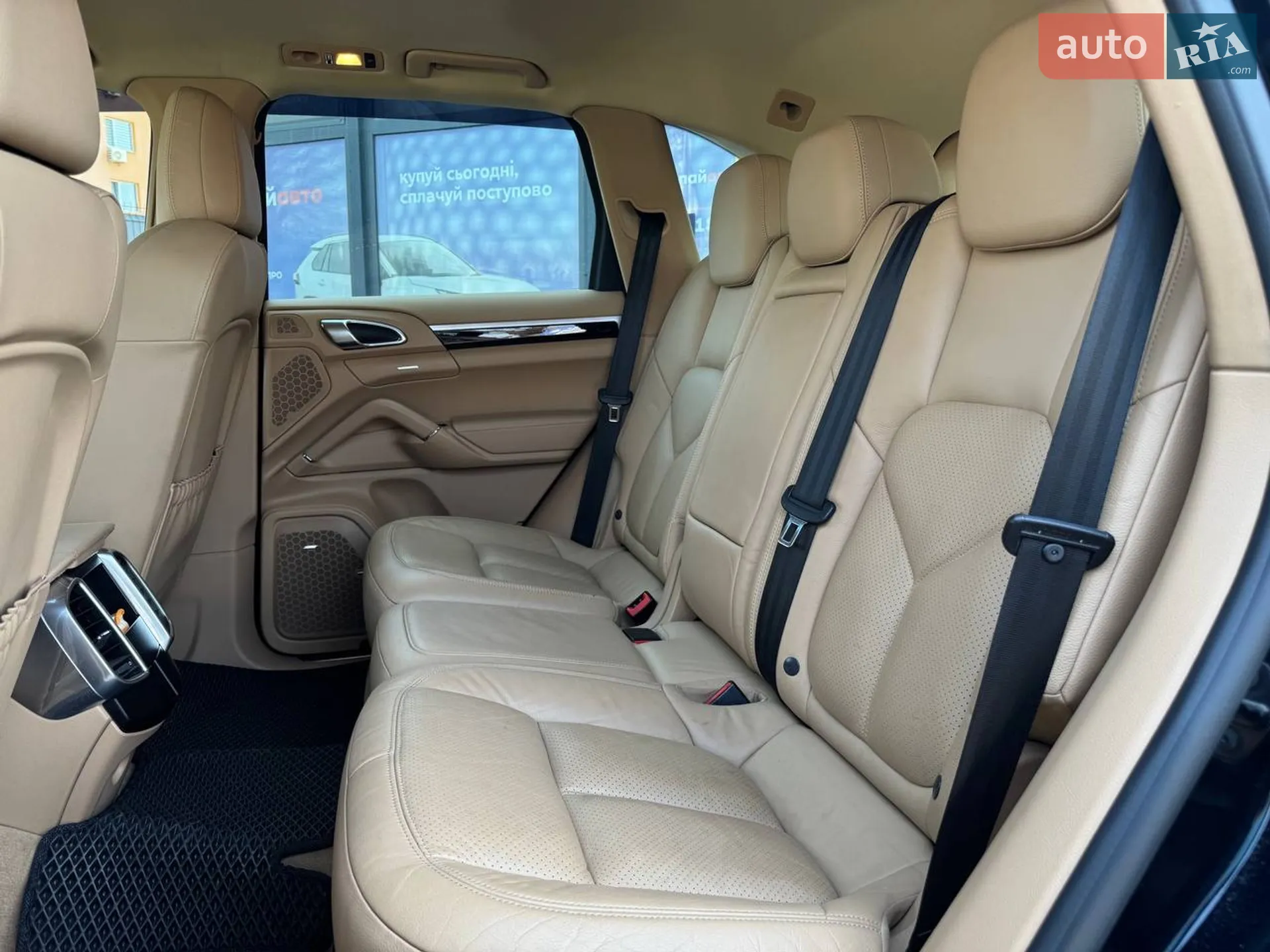 2015 Porsche Cayenne - мініатюра 18