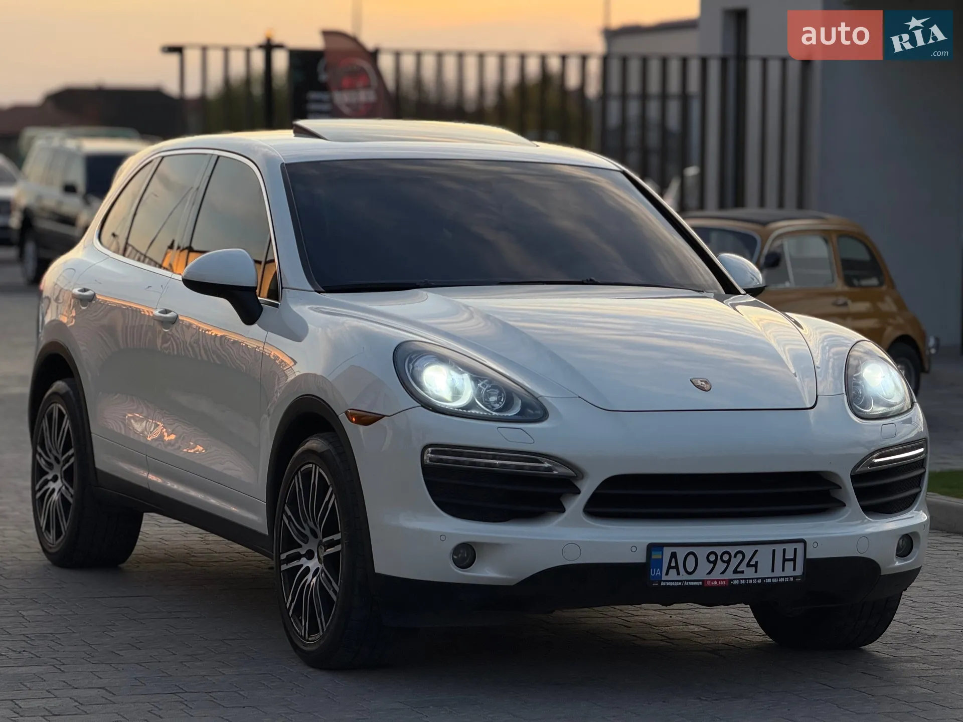 2011 Porsche Cayenne - мініатюра 5