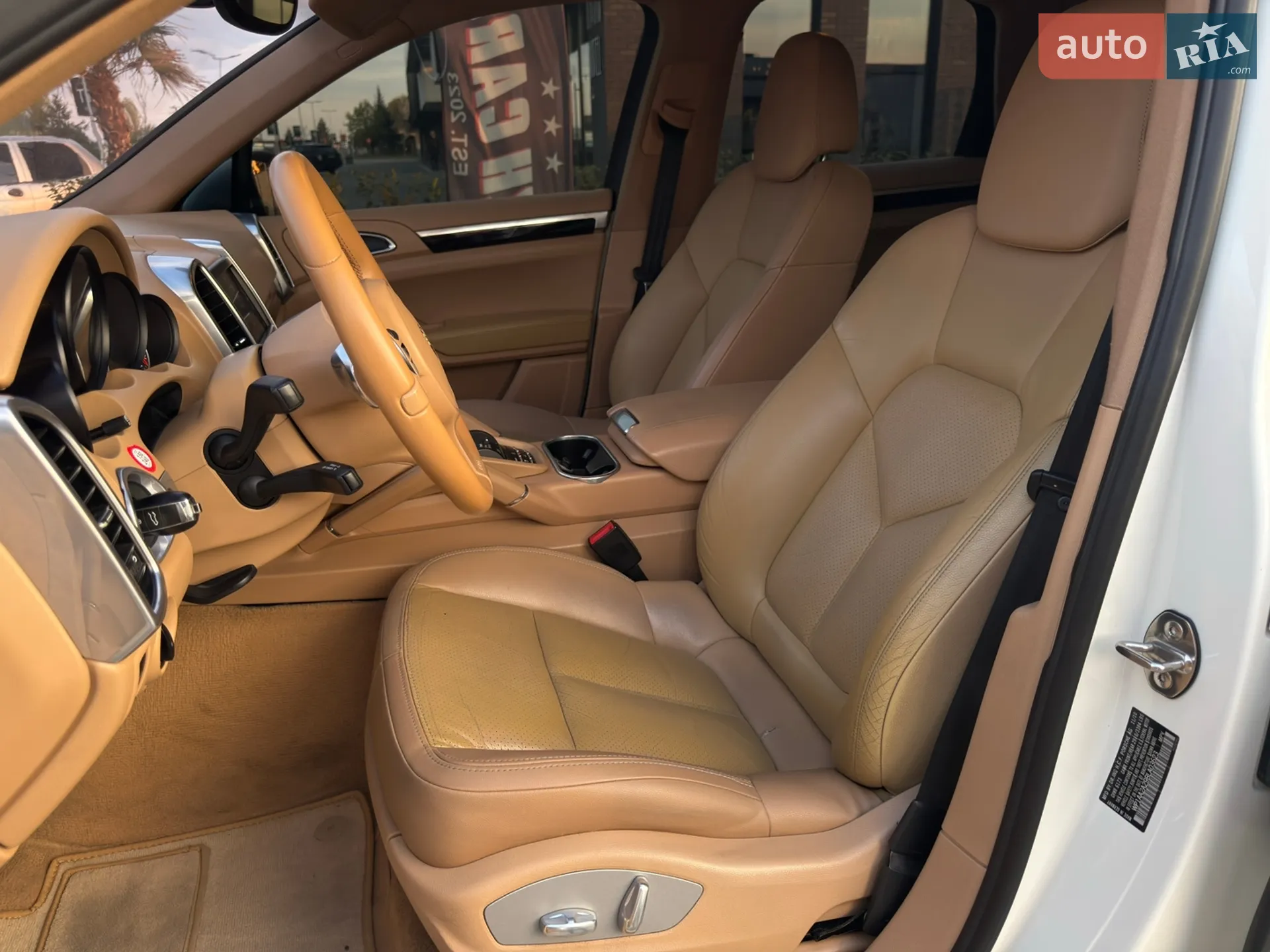 2011 Porsche Cayenne - мініатюра 21
