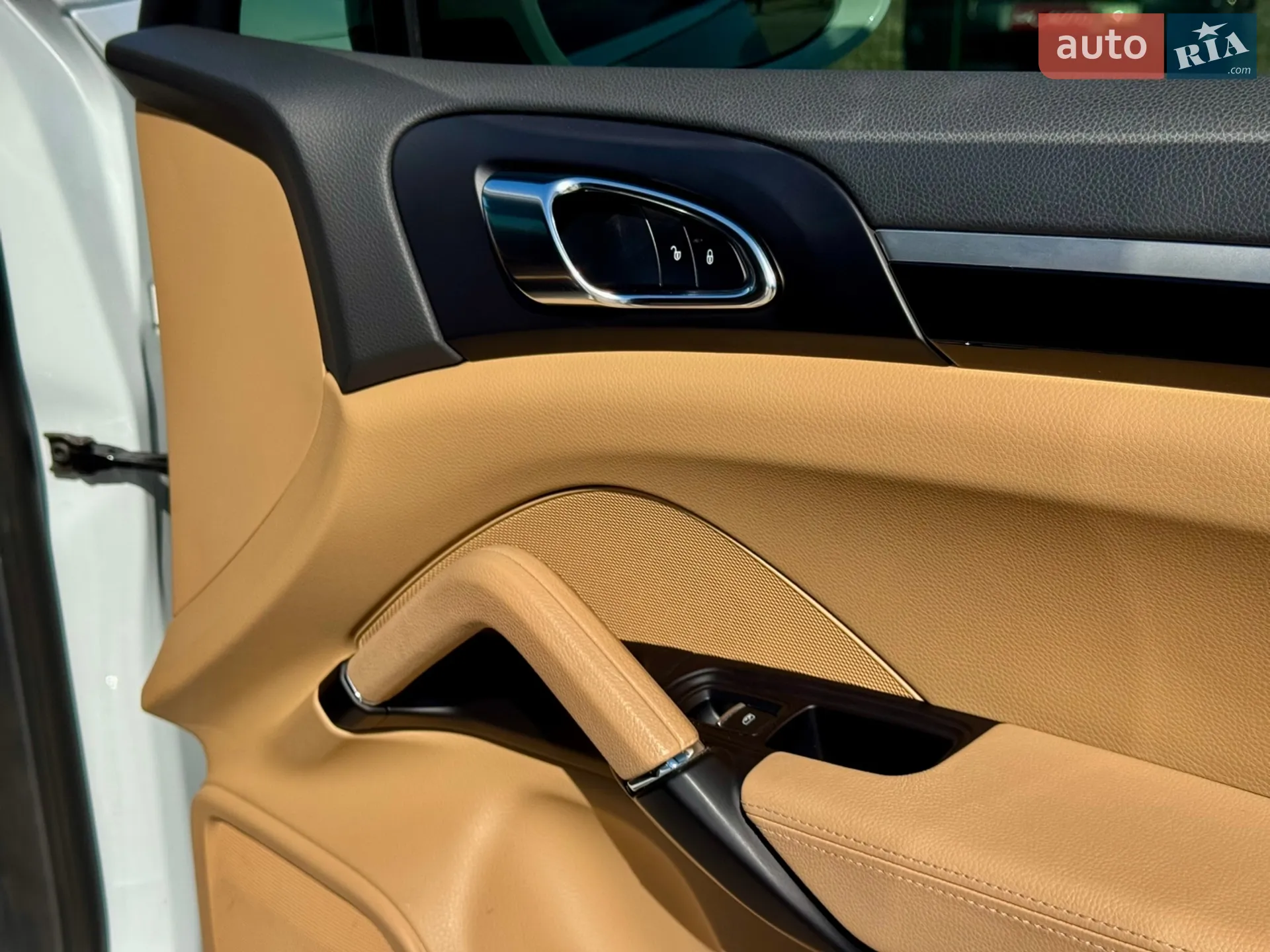 2016 Porsche Cayenne - мініатюра 65
