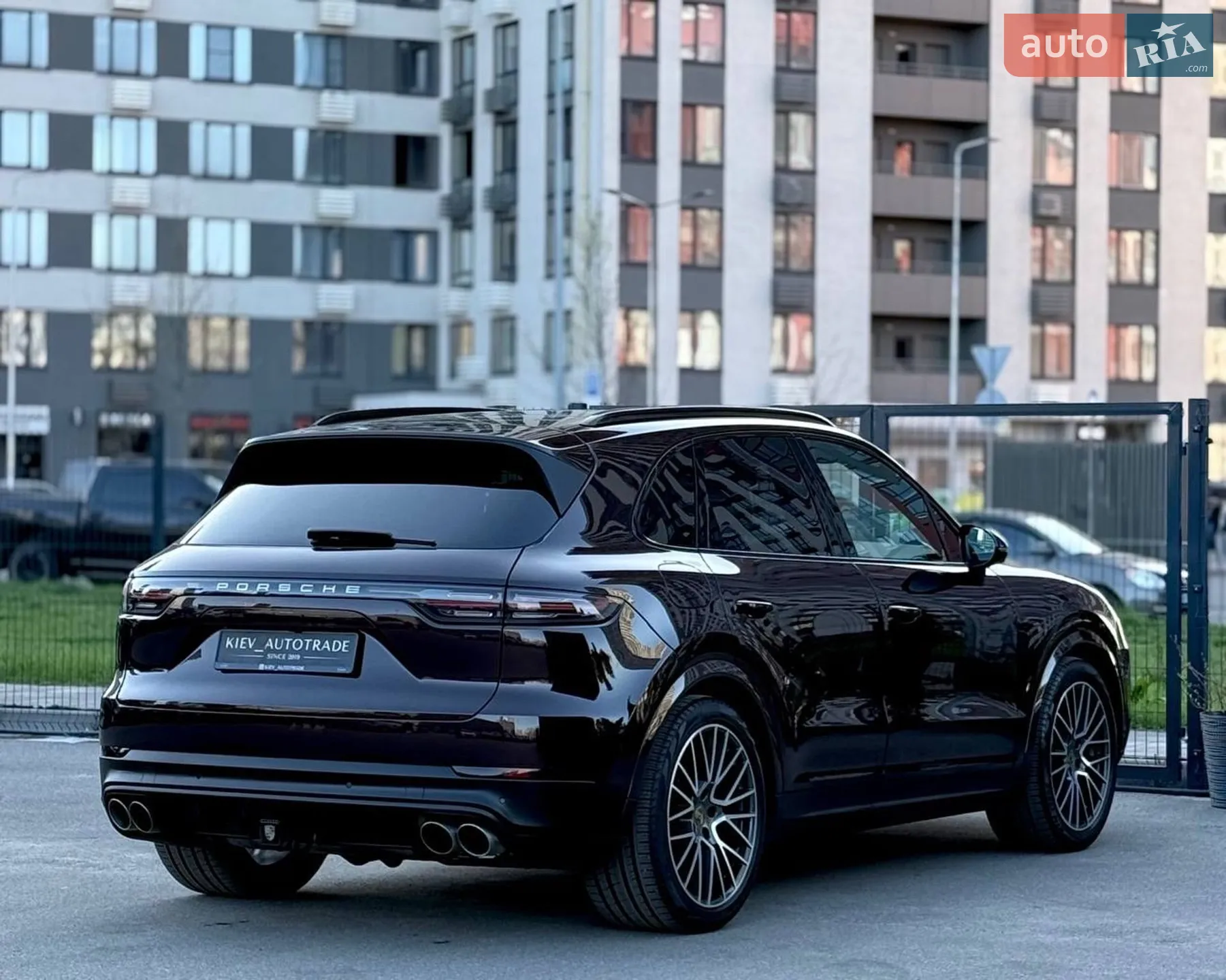 2019 Porsche Cayenne - мініатюра 17