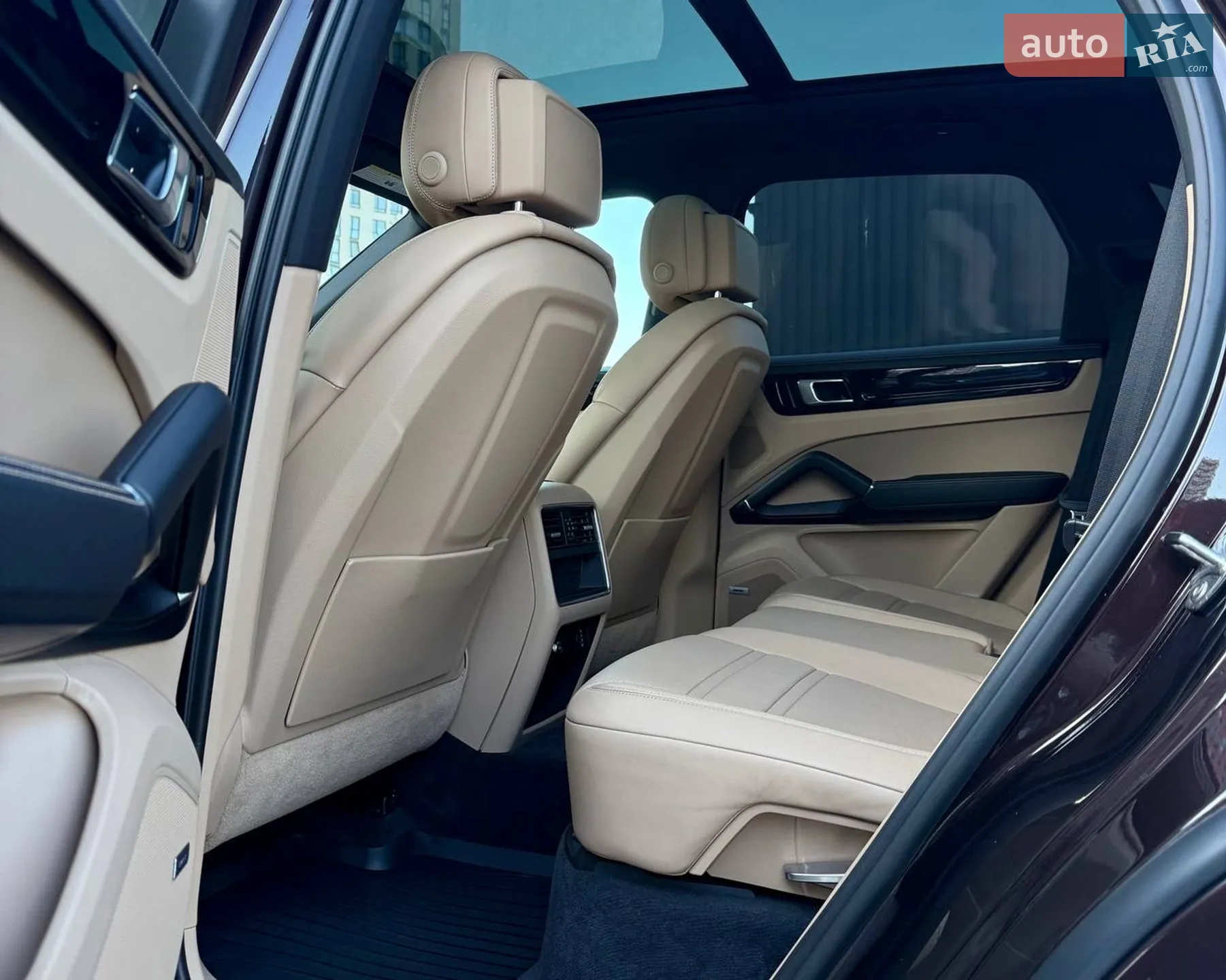 2019 Porsche Cayenne - мініатюра 33