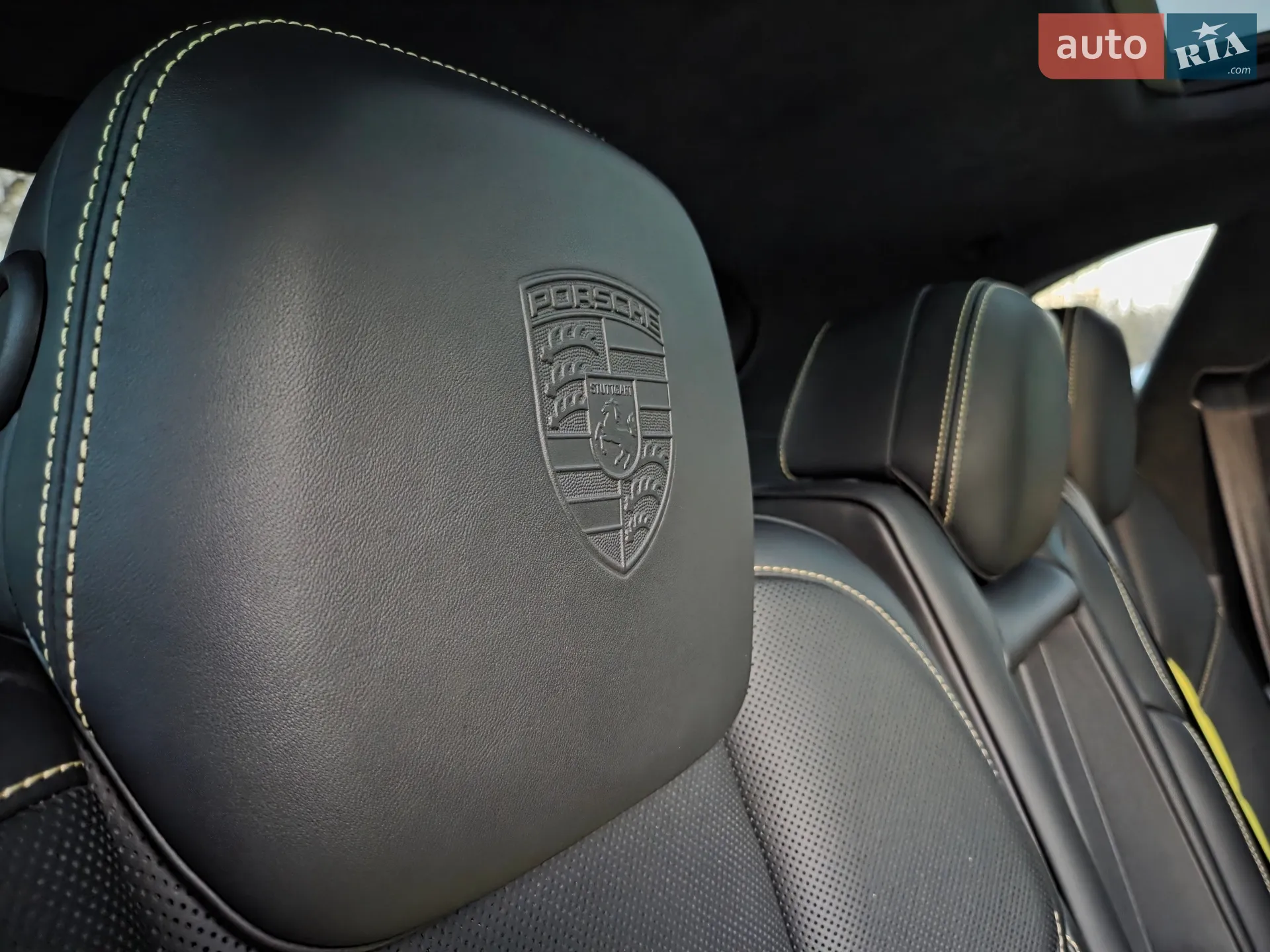2015 Porsche Cayenne - мініатюра 31