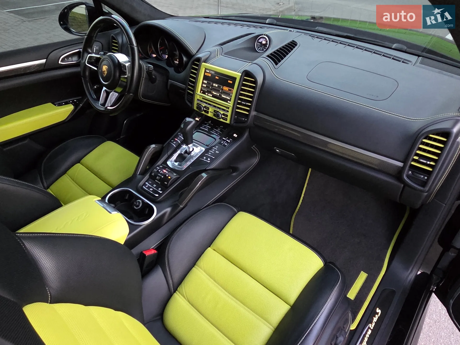 2015 Porsche Cayenne - мініатюра 36