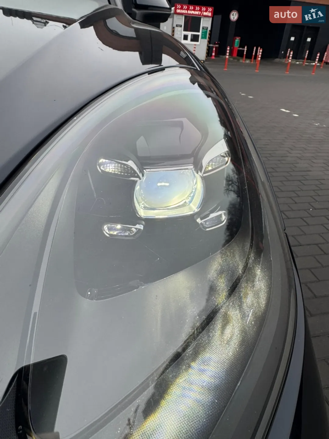 2019 Porsche Cayenne - мініатюра 4