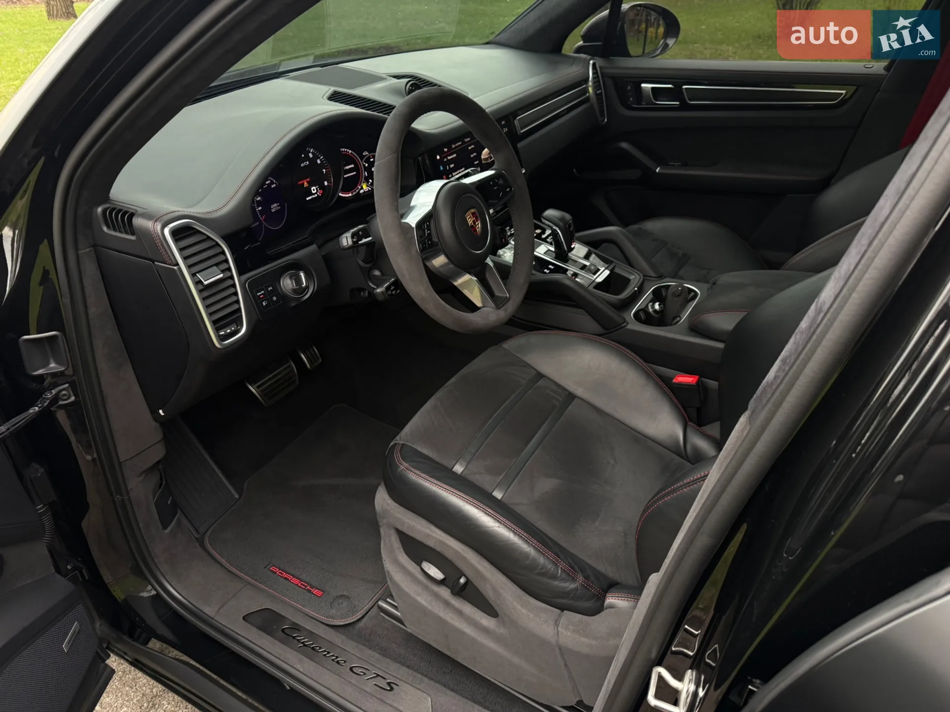 2022 Porsche Cayenne - мініатюра 20