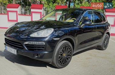 Позашляховик / Кросовер Porsche Cayenne 2012 в Києві