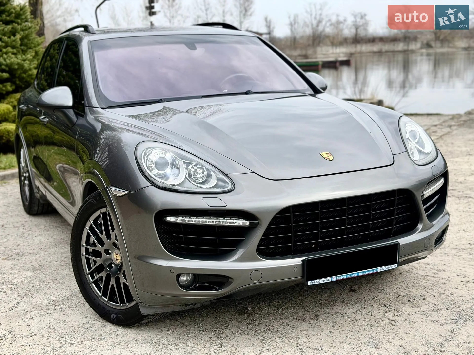 2011 Porsche Cayenne - мініатюра 2