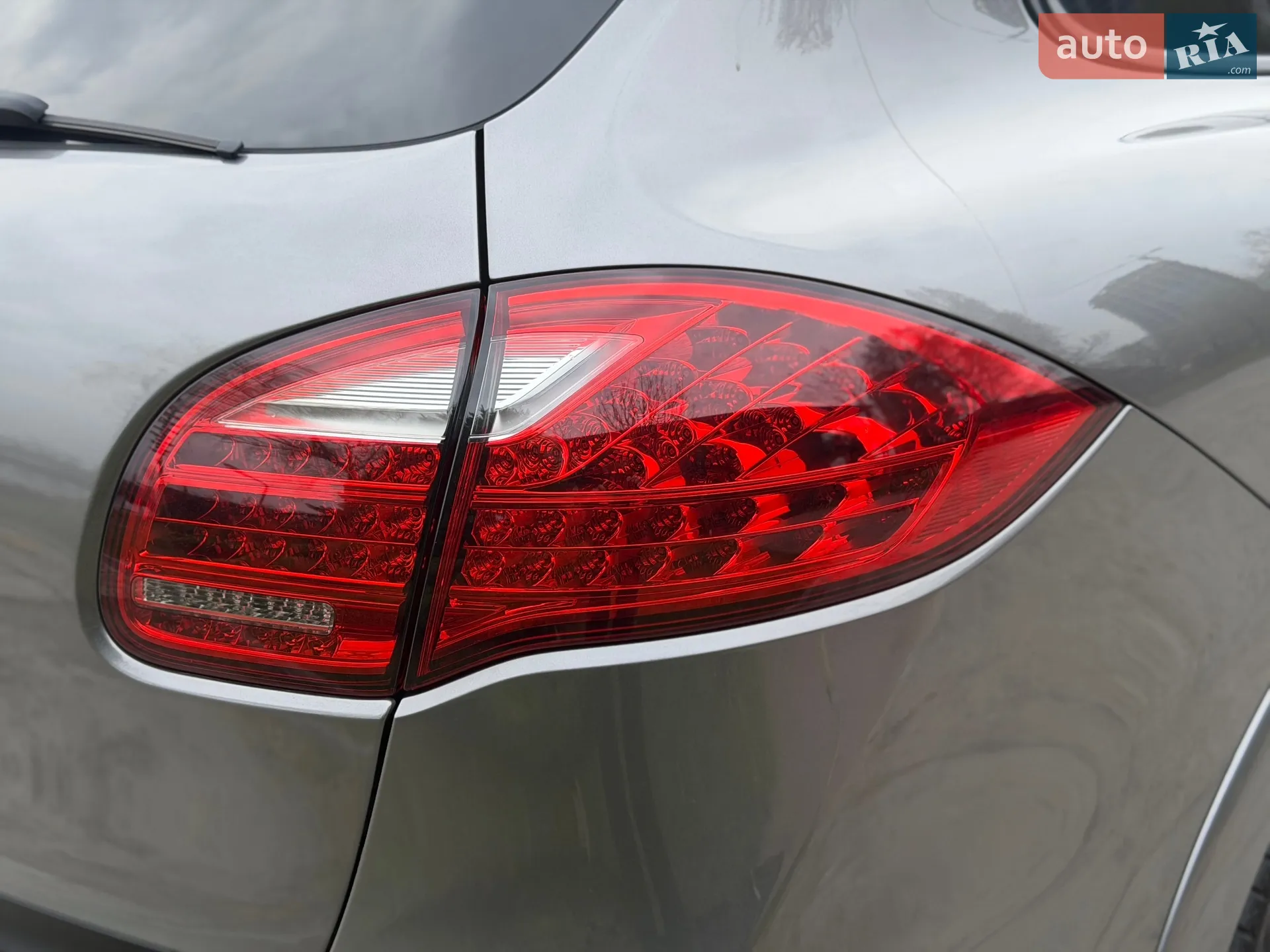 2011 Porsche Cayenne - мініатюра 13