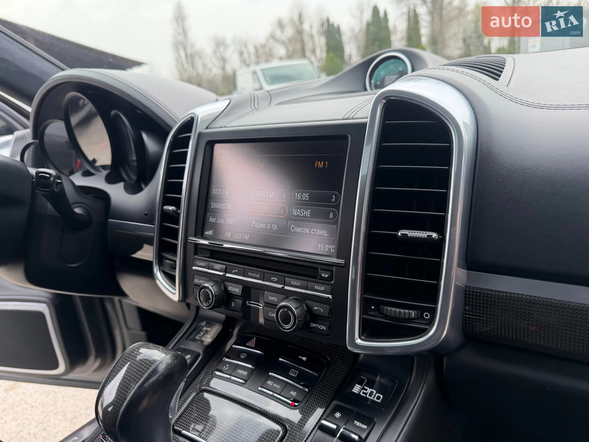 2011 Porsche Cayenne - мініатюра 31
