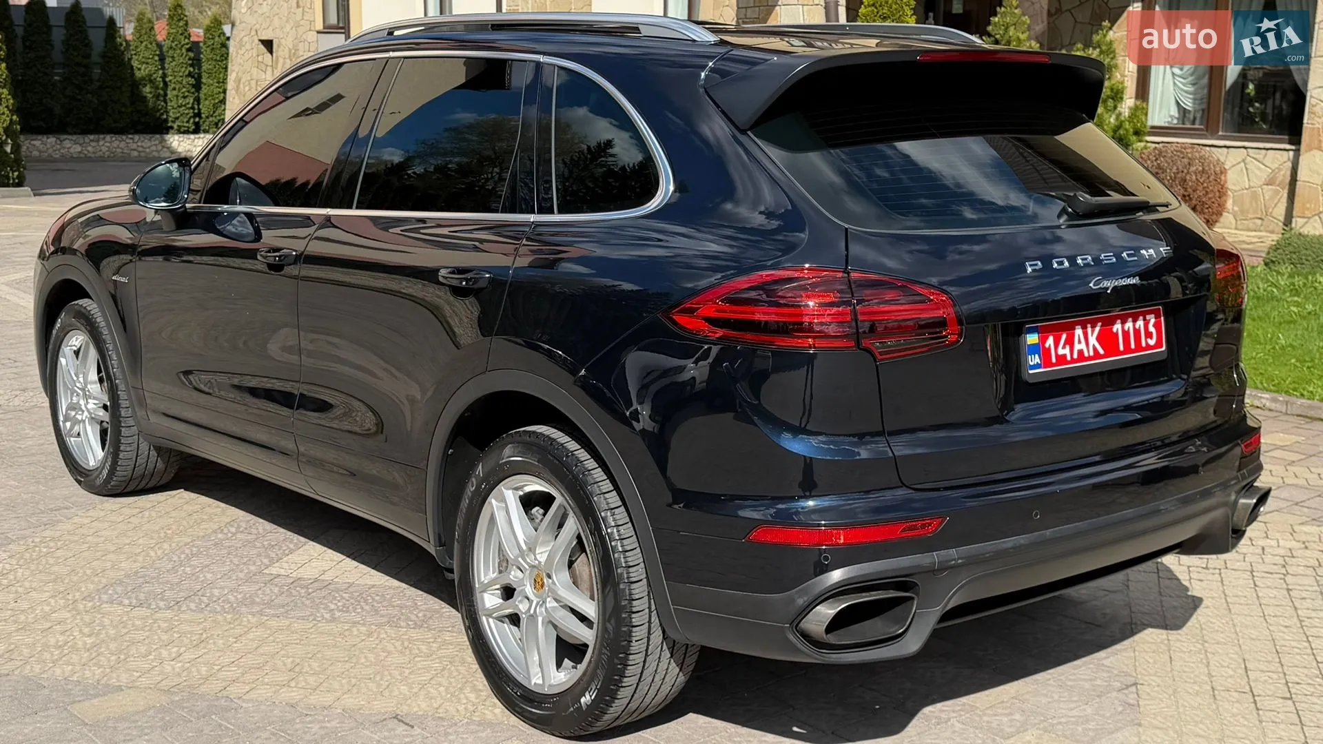 2016 Porsche Cayenne - мініатюра 11