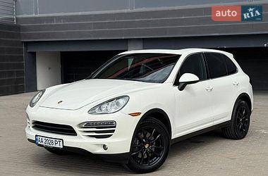 Внедорожник / Кроссовер Porsche Cayenne 2011 в Киеве