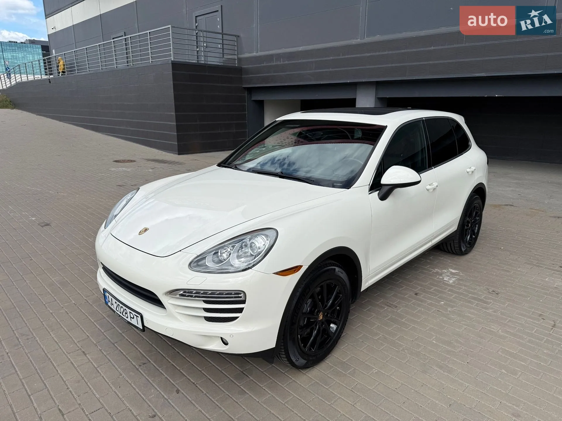 2011 Porsche Cayenne - мініатюра 8