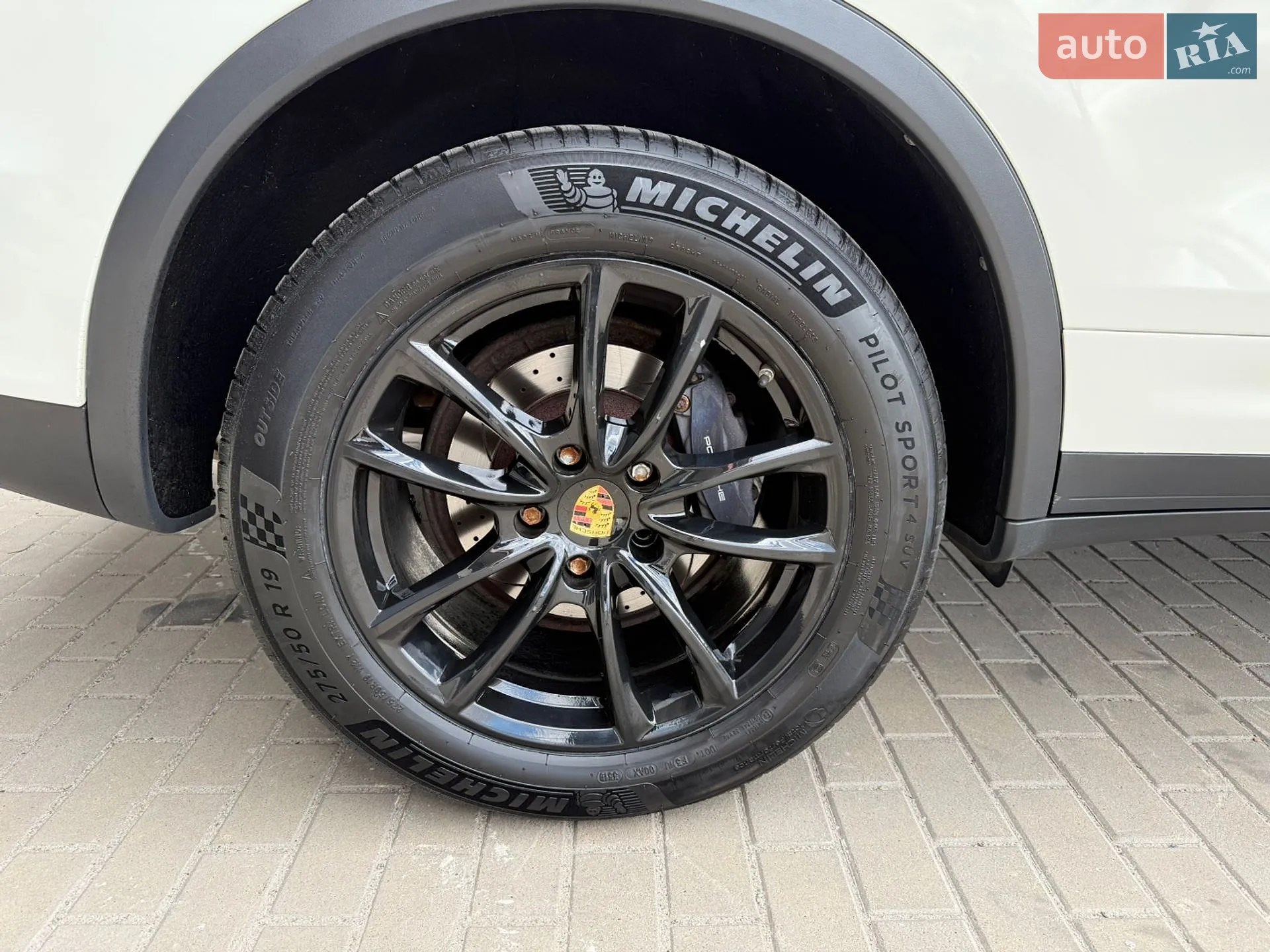 2011 Porsche Cayenne - мініатюра 28