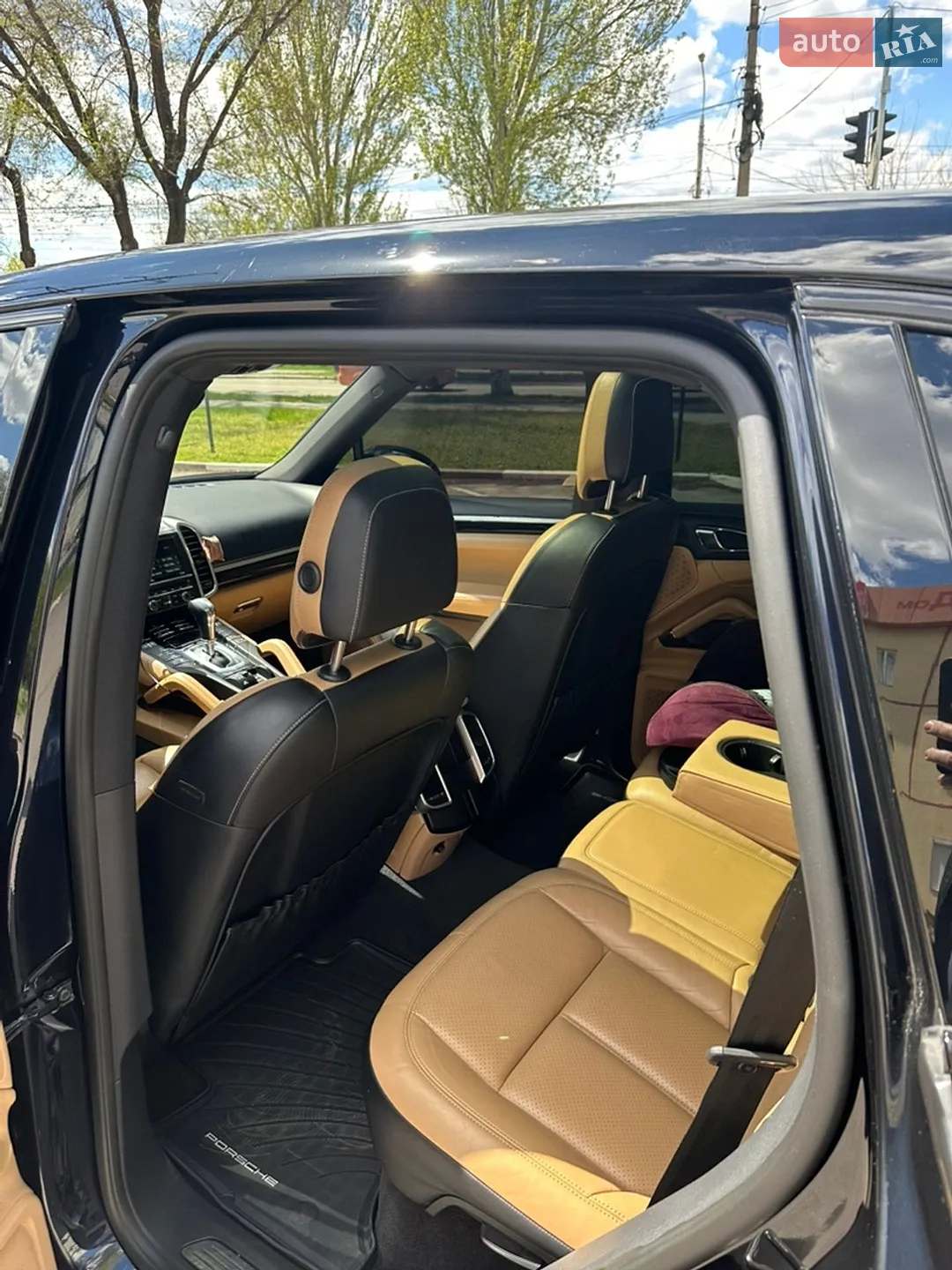 2015 Porsche Cayenne - мініатюра 12