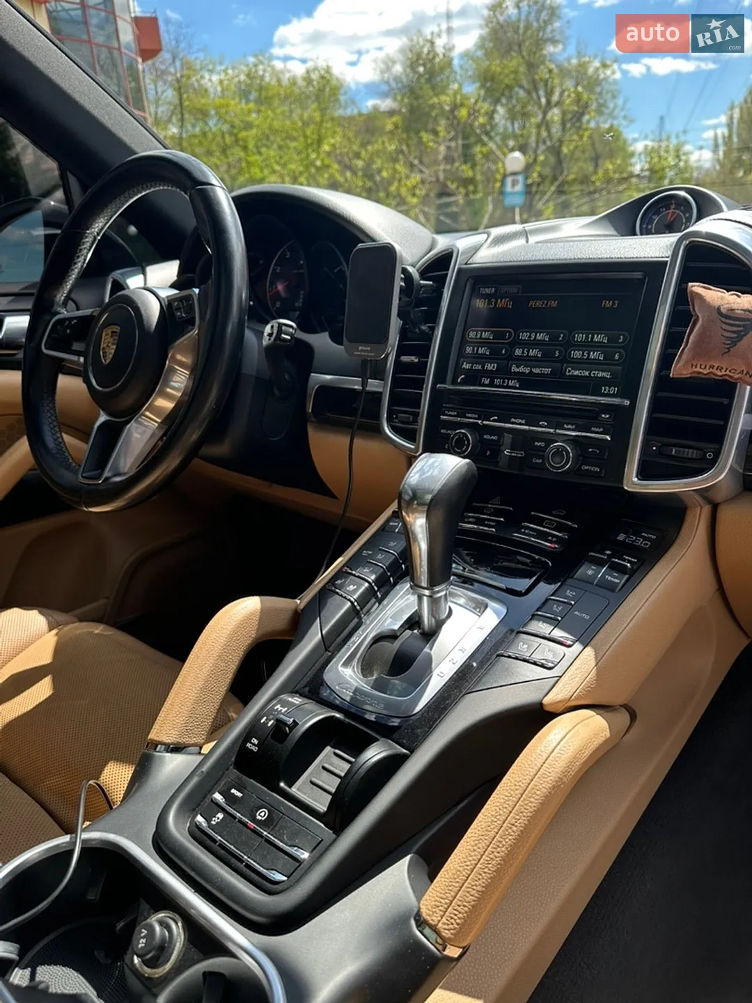 2015 Porsche Cayenne - мініатюра 17