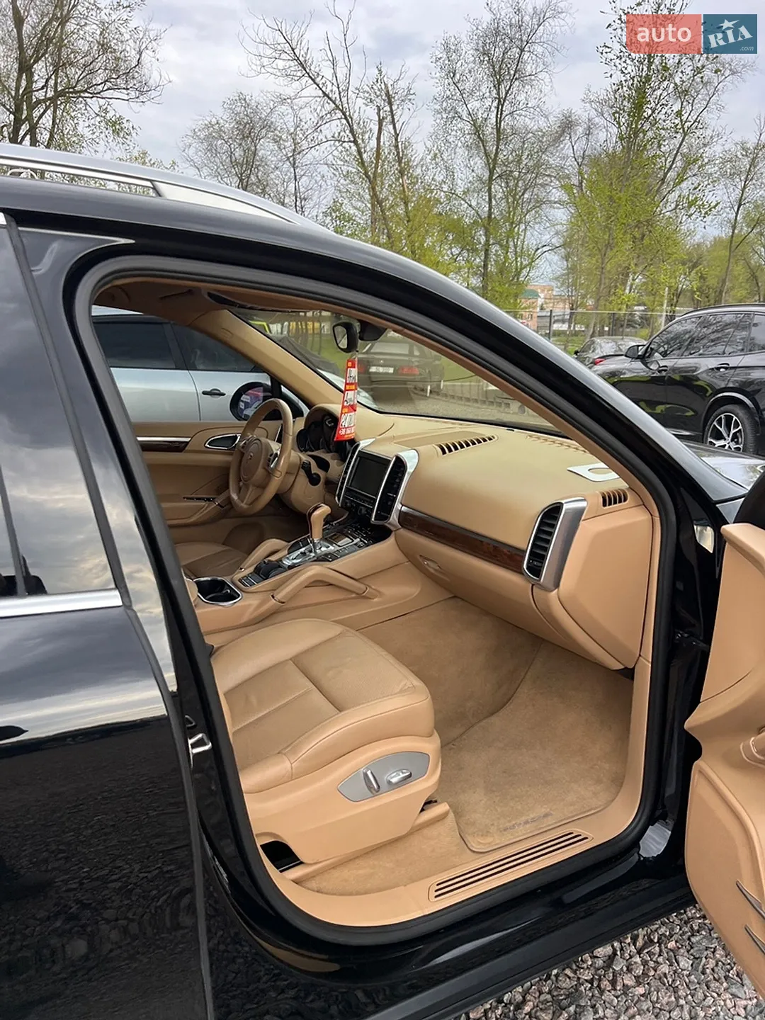 2011 Porsche Cayenne - мініатюра 15