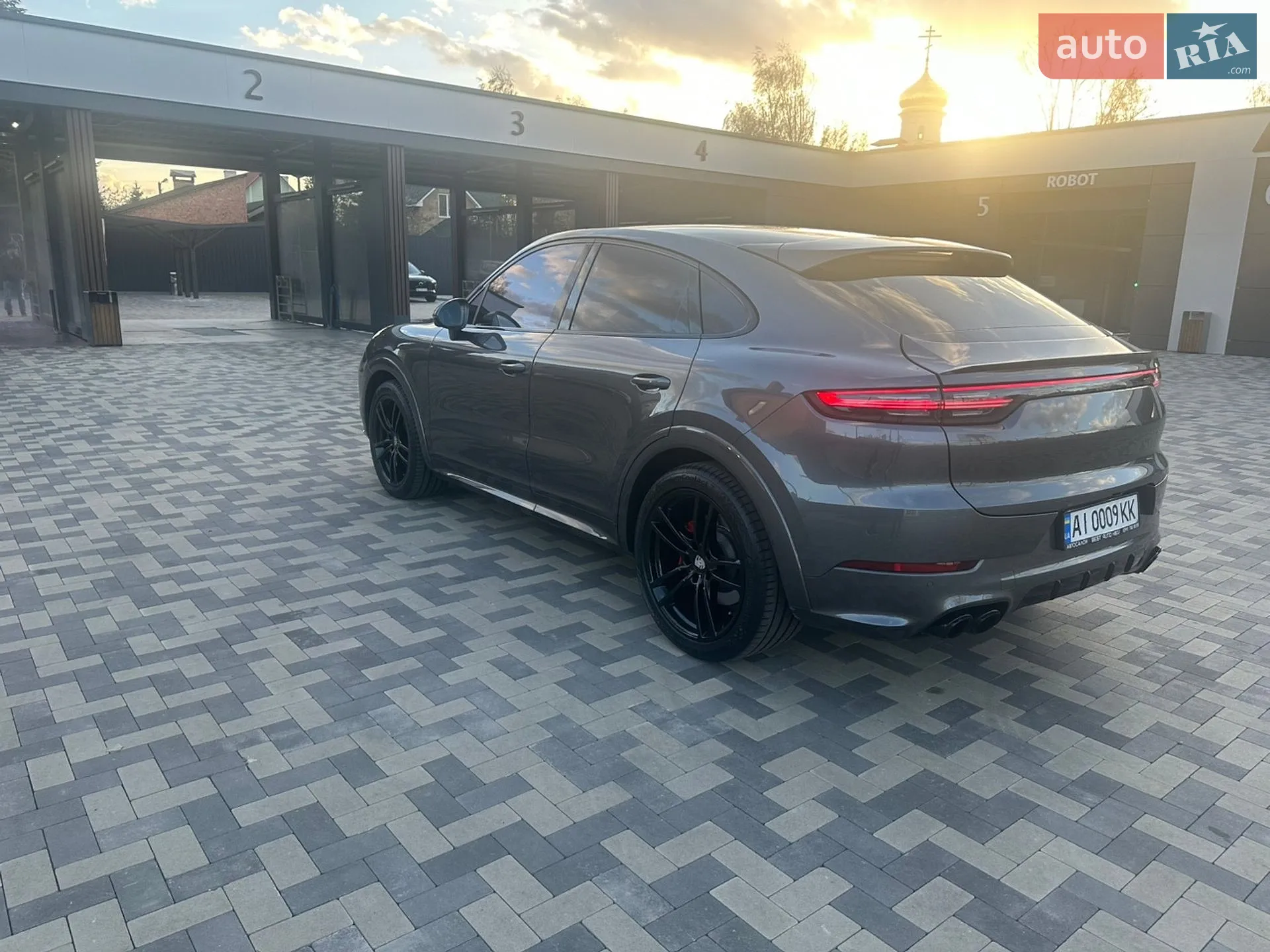 2022 Porsche Cayenne - мініатюра 7