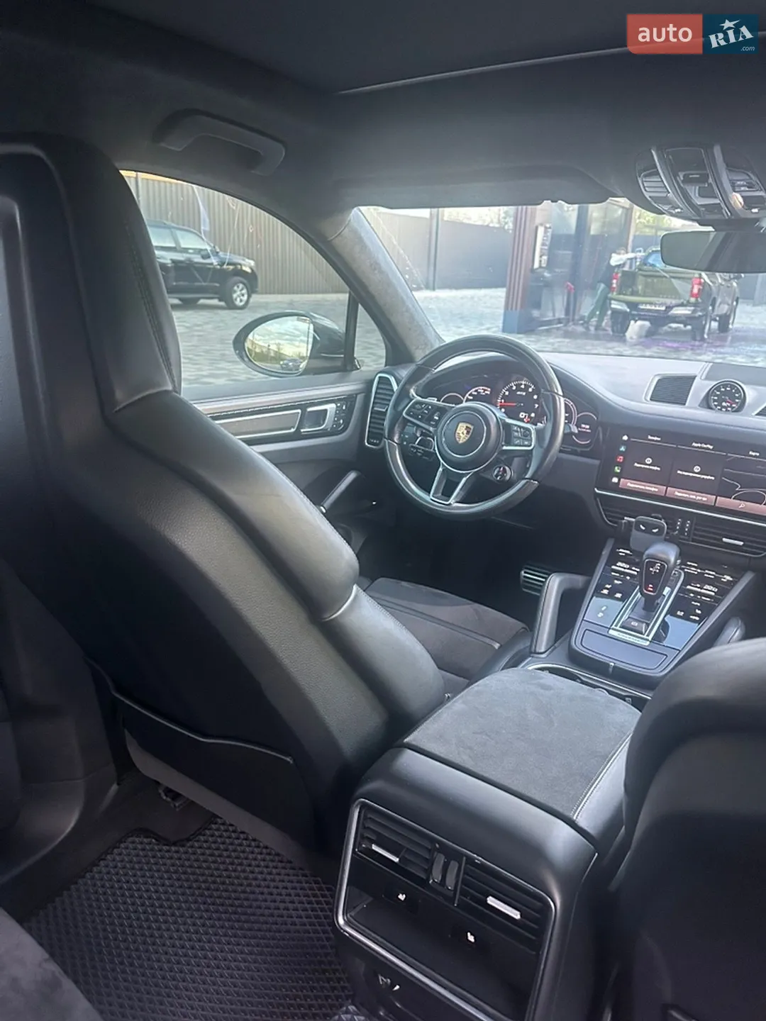 2022 Porsche Cayenne - мініатюра 16