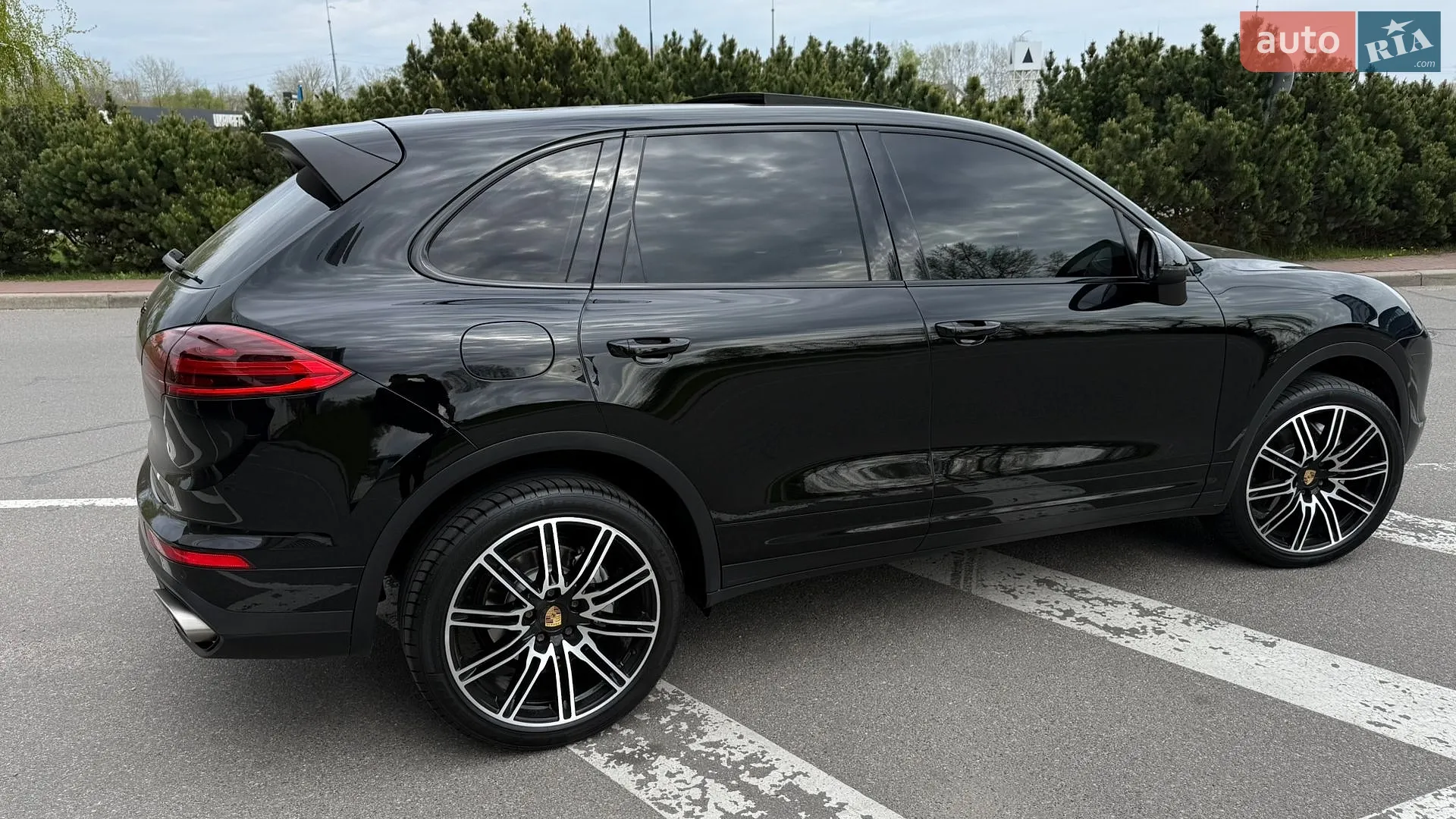 2017 Porsche Cayenne - мініатюра 22