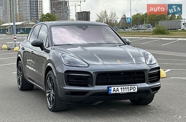 Внедорожник / Кроссовер Porsche Cayenne 2022 в Киеве