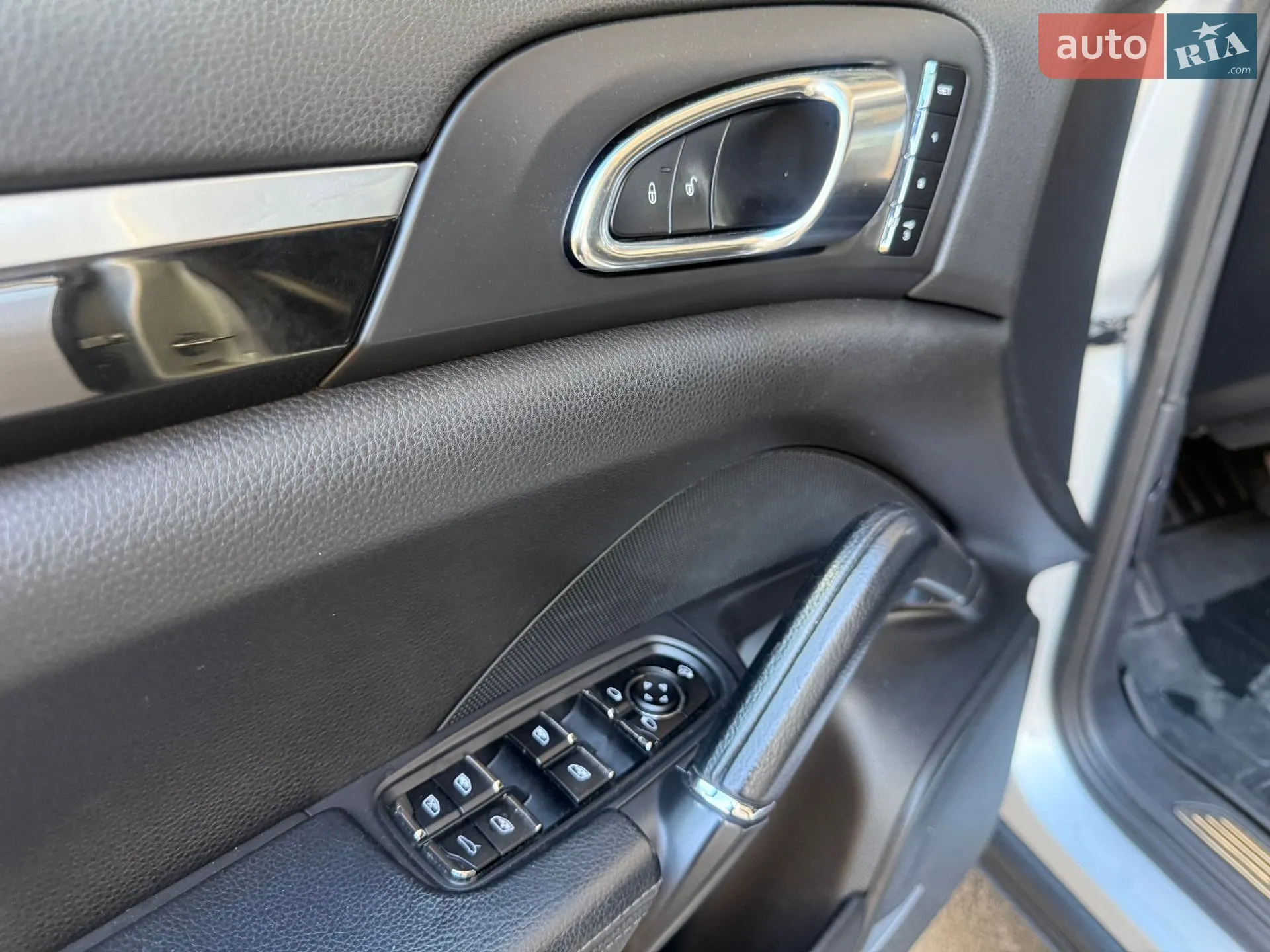 2013 Porsche Cayenne - мініатюра 79