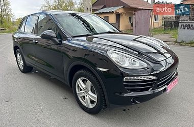 Внедорожник / Кроссовер Porsche Cayenne 2014 в Умани