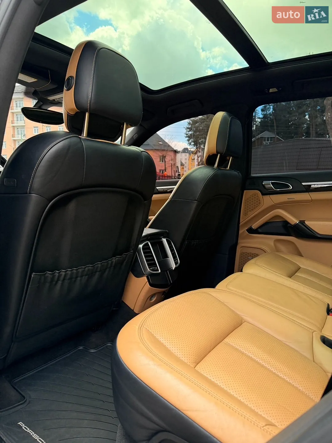 2015 Porsche Cayenne - мініатюра 18