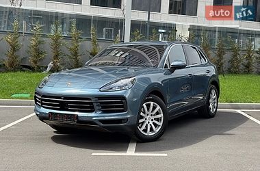 Внедорожник / Кроссовер Porsche Cayenne 2018 в Киеве