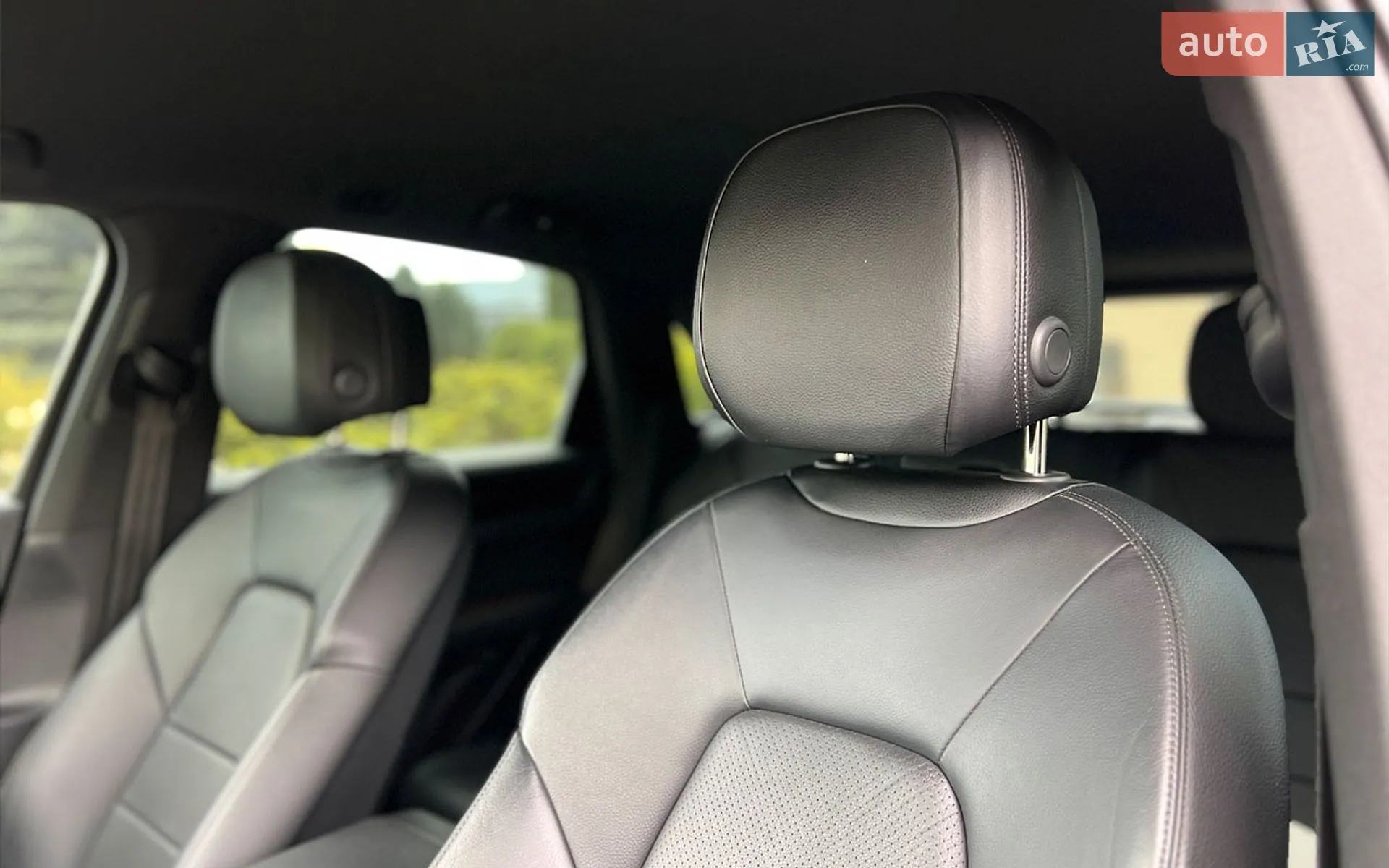 2020 Porsche Cayenne - мініатюра 10