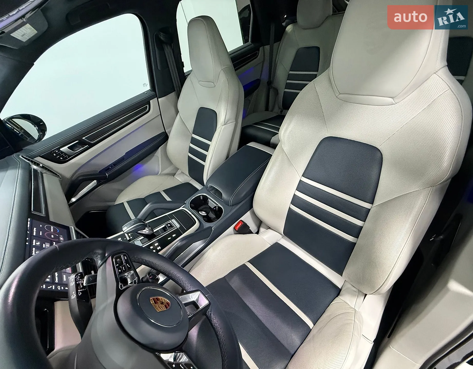 2019 Porsche Cayenne - мініатюра 31